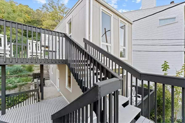 2392 Maryland Ave, Cincinnati, OH 45204