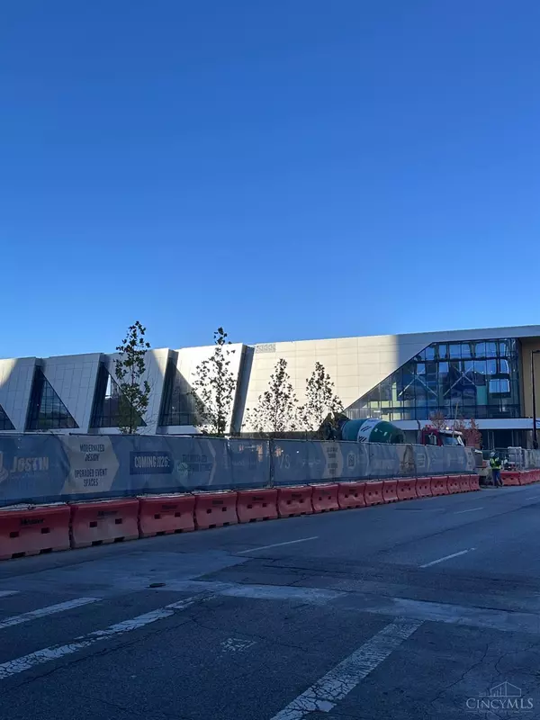 Cincinnati, OH 45202,118 W Sixth St