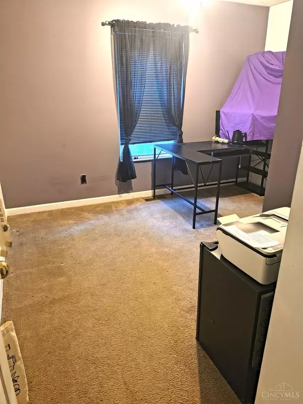 Cincinnati, OH 45220,3592 Dick St