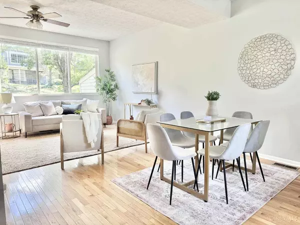 Cincinnati, OH 45230,2456 Doeview Ct