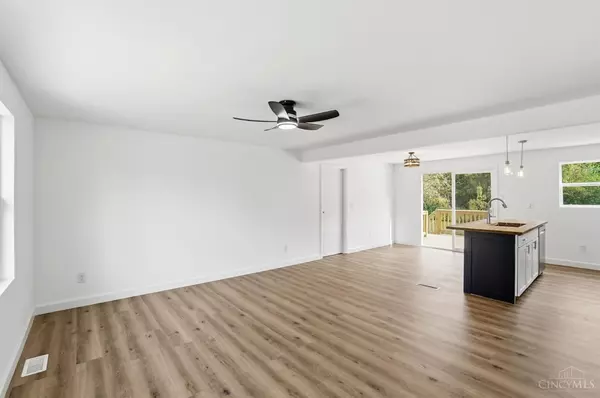 Colerain Twp, OH 45231,10216 Hawkhurst Dr