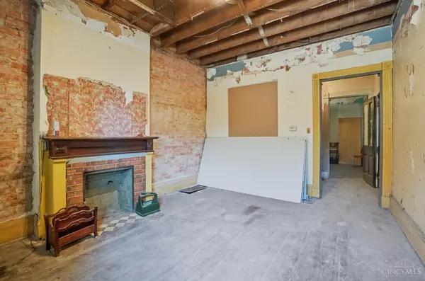 Cincinnati, OH 45206,2226 Kenton St