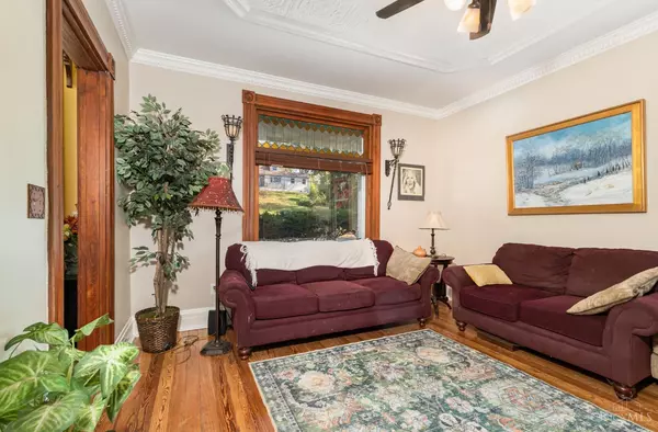 Cincinnati, OH 45233,7027 Gracely Dr