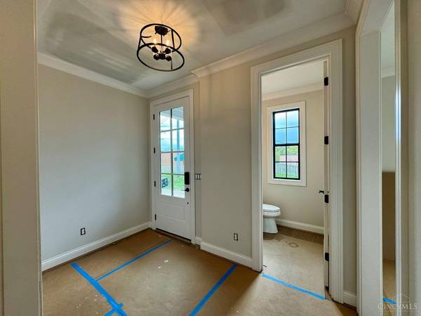 Columbia Twp, OH 45227,7404 Orchard St