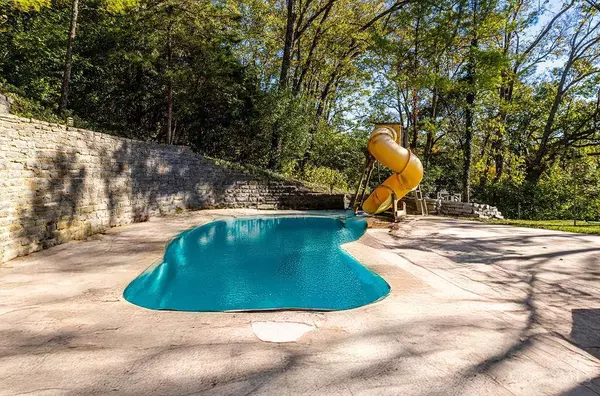 Indian Hill, OH 45243,7715 Rock Hill Ln