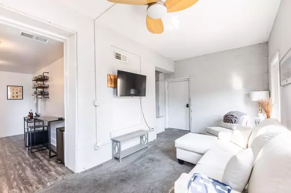 Cincinnati, OH 45202,720 Main St