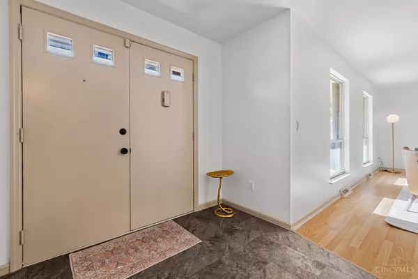 Anderson Twp, OH 45255,7988 Woodruff Rd