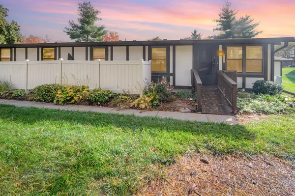 9433 Willowgate Dr, Cincinnati, OH 45251