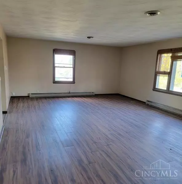 Hillsboro, OH 45133,811 N High St