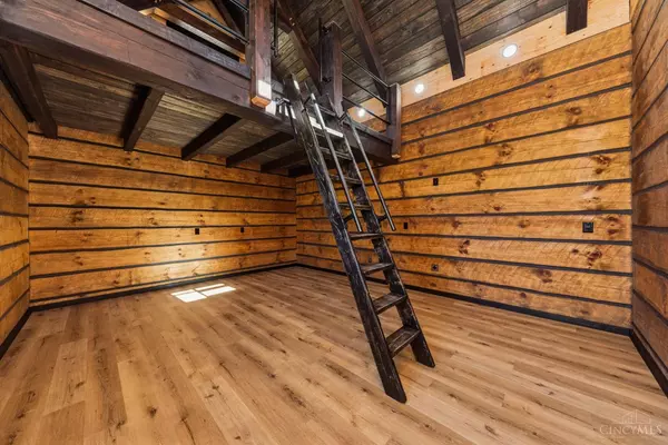 West Union, OH 45693,917 Logans Ln