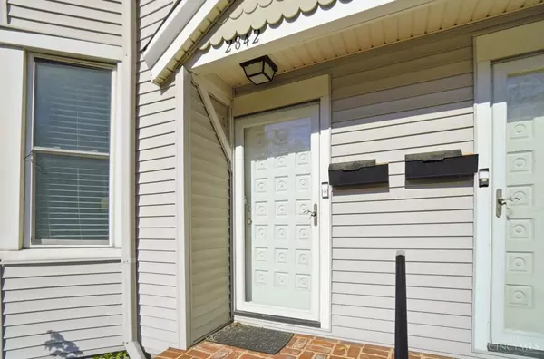 Cincinnati, OH 45208,2842 Observatory Ave