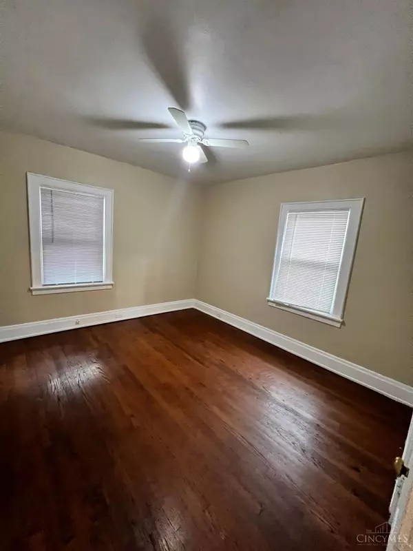 Cincinnati, OH 45229,216 Rockdale Ave