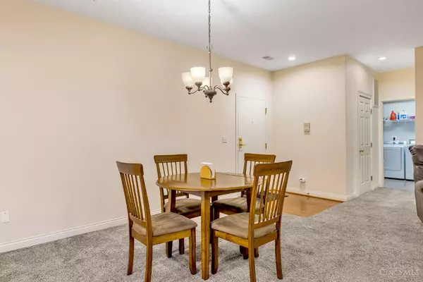 West Chester, OH 45069,7991 Pinnacle Point Dr #101