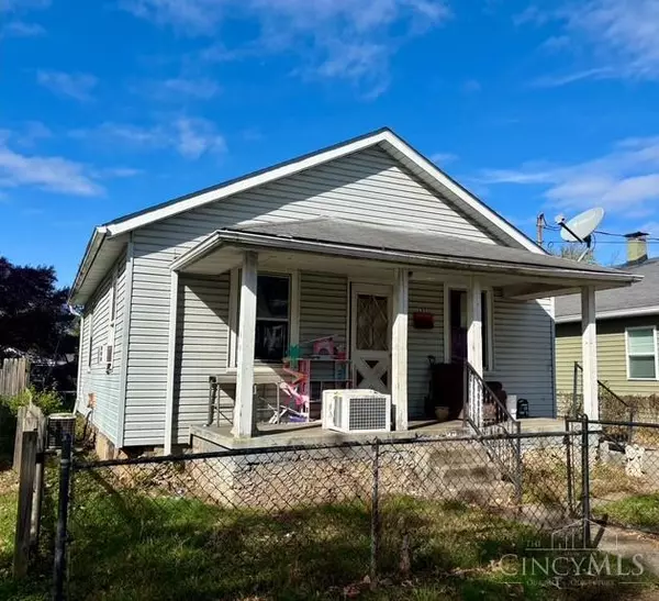 131 Howman Ave, St Clair Twp, OH 45011