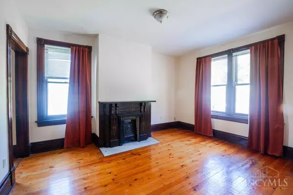 Cincinnati, OH 45202,2067 Riverside Dr