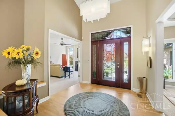 West Chester, OH 45069,8654 Eagleridge Dr