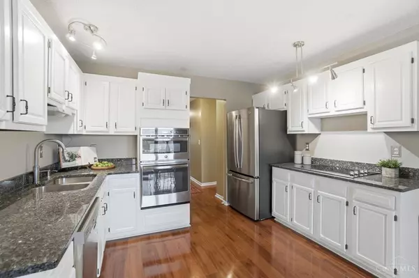 West Chester, OH 45069,5281 Woodcliff Ct