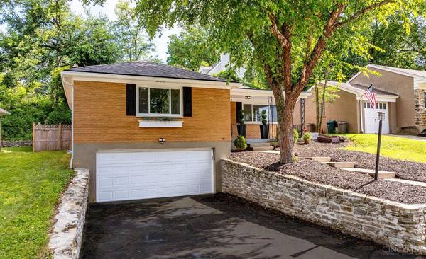 Columbia Twp, OH 45213,2783 Losantiridge Ave