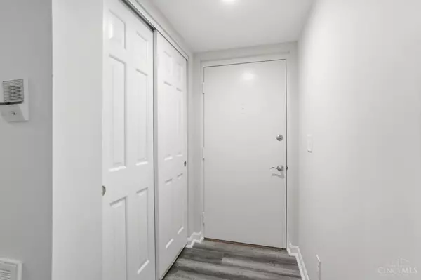 Montgomery, OH 45242,9760 Bunker Hill Ln