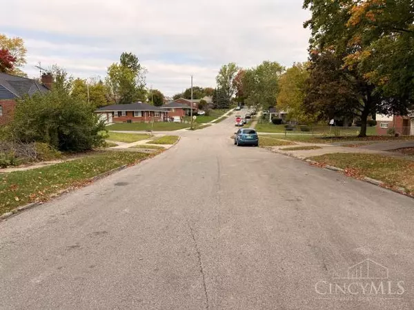 Dayton, OH 45405,2239 Mayfair Rd