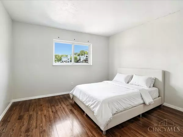 Cincinnati, OH 45211,2145 Harrison Ave