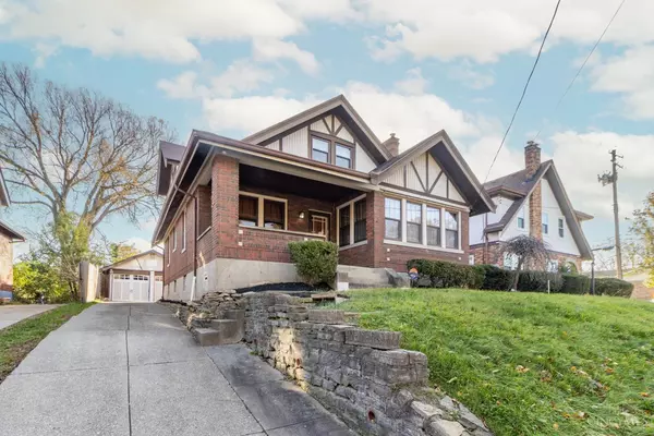 Cincinnati, OH 45211,2906 Woodrow Ave