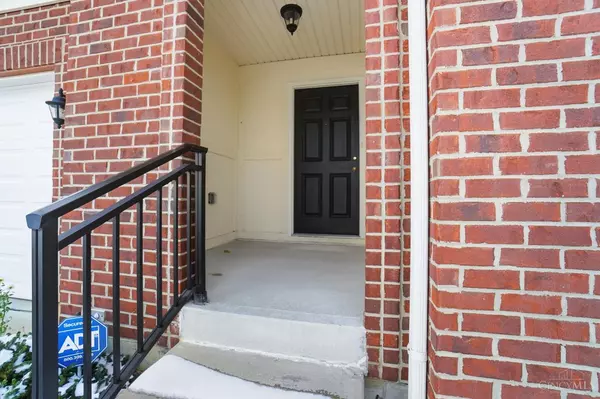 Cleves, OH 45002,8839 Bluejay View Dr