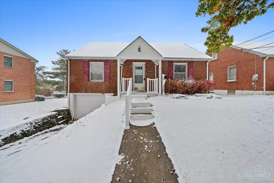 7158 Dunn Rd, Anderson Twp, OH 45230