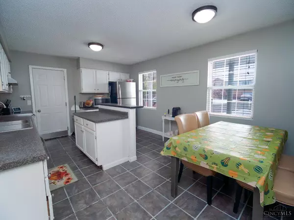 St Clair Twp, OH 45011,3020 Chickadee Dr