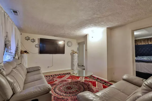 Cheviot, OH 45211,4104 Trevor Ave