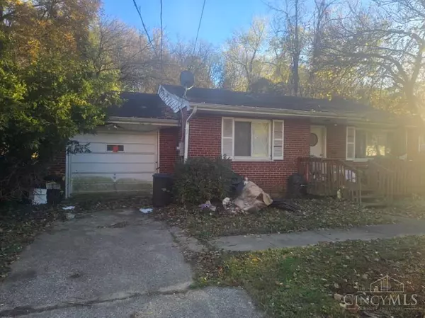 149 E State Rd, Cleves, OH 45002