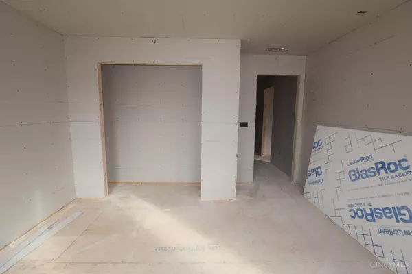 Green Twp, OH 45248,4017 Trailside Dr #93