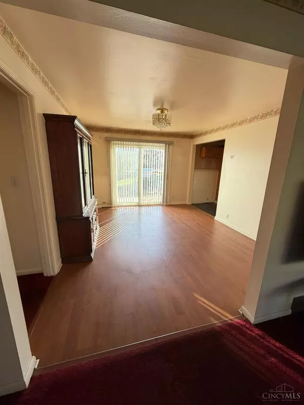 Cincinnati, OH 45230,2250 Sussex Ave