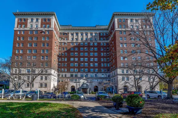 3900 Rose Hill Ave #905, Cincinnati, OH 45229