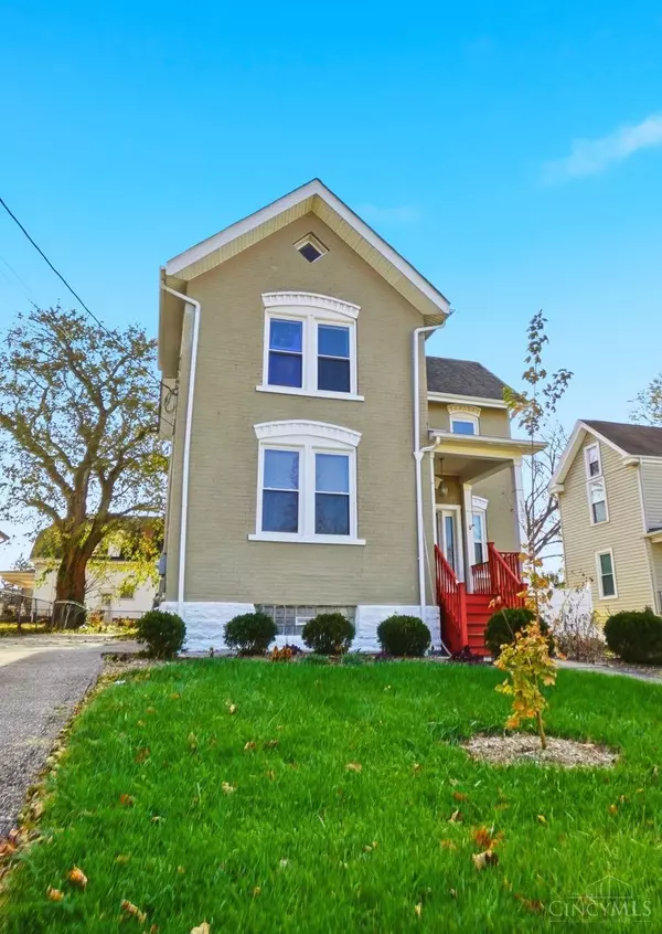 Cincinnati, OH 45224,1307 Cedar Ave