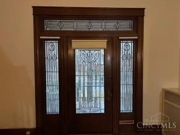 Cincinnati, OH 45205,831 Suire Ave