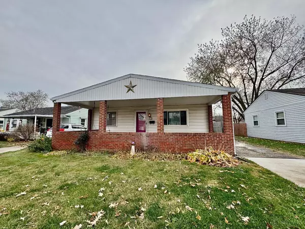 906 Old Main St, Miamisburg, OH 45342