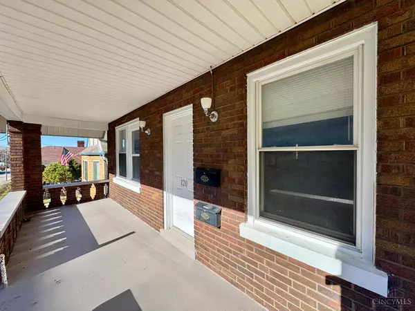 Cincinnati, OH 45220,120 E Shields St