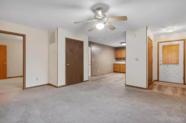 Hillsboro, OH 45133,112 Springlake Ave