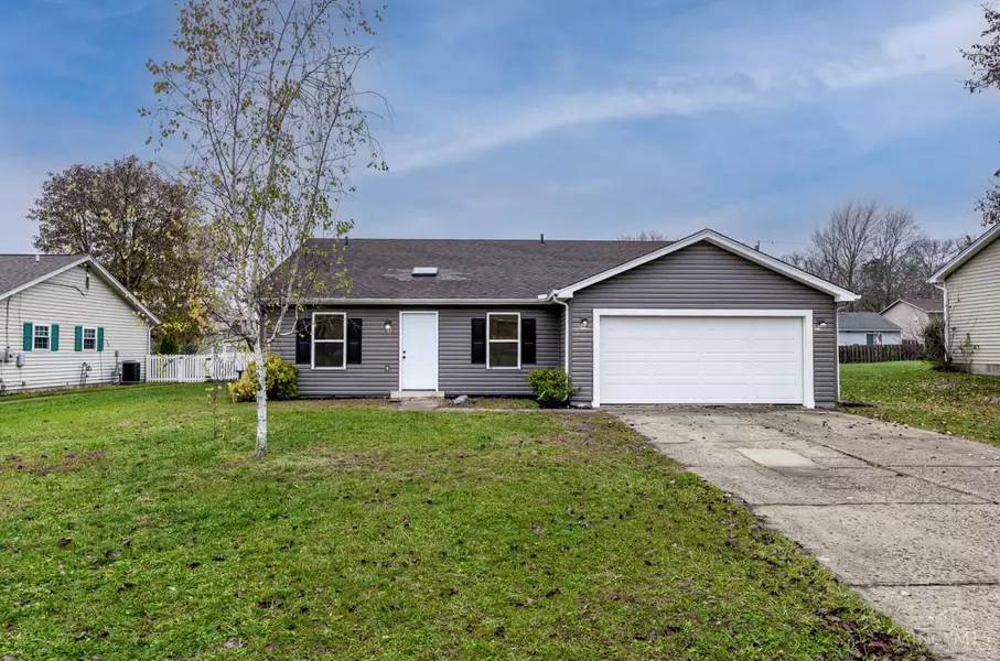 881 Trails End Dr, Monroe, OH 45050