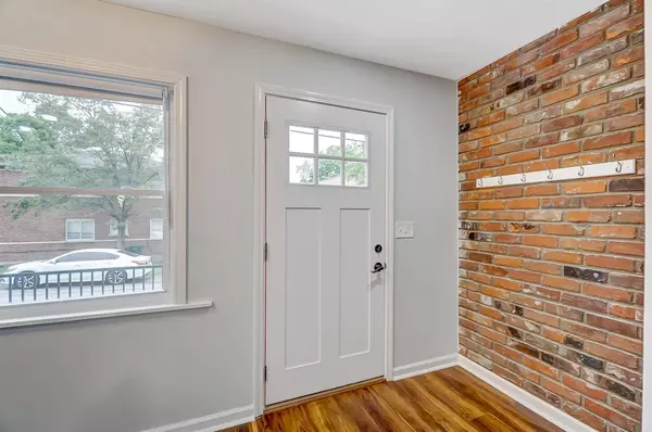 Cincinnati, OH 45212,5701 Montgomery Rd