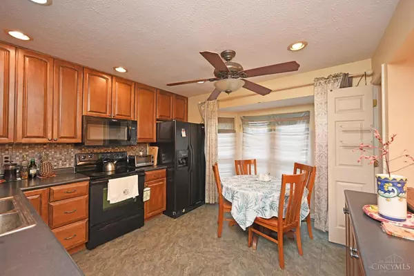 Mason, OH 45040,5686 Farm Field Dr