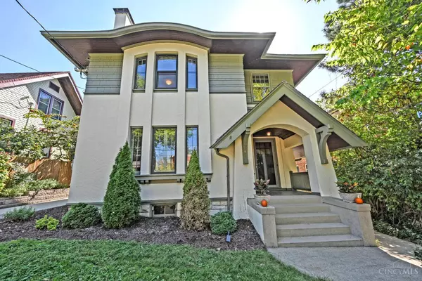 Cincinnati, OH 45220,241 Senator Pl