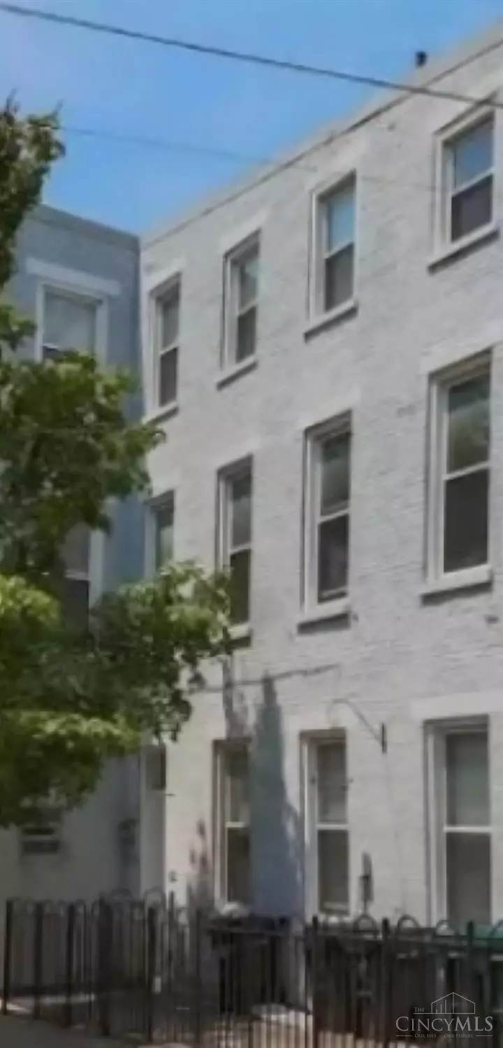 Cincinnati, OH 45219,266 Klotter Ave