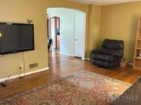 Cincinnati, OH 45224,1533 Corcoran Pl