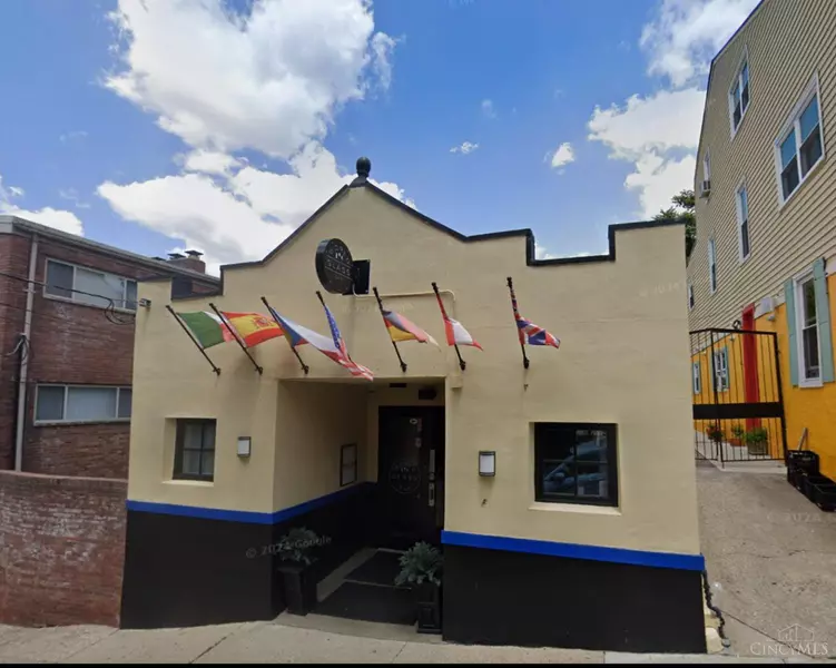 930 Hatch St, Cincinnati, OH 45202