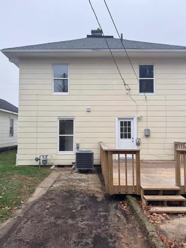 Highland, OH 45133,215 E Beech St