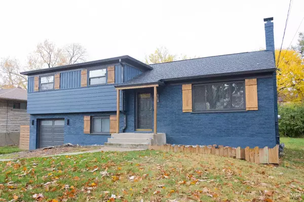 6538 S Oak Knoll Dr, Cincinnati, OH 45224