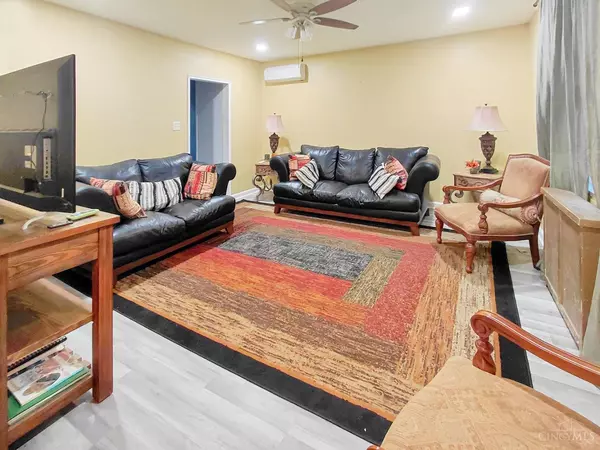 Cincinnati, OH 45224,5751 Belmont Ave