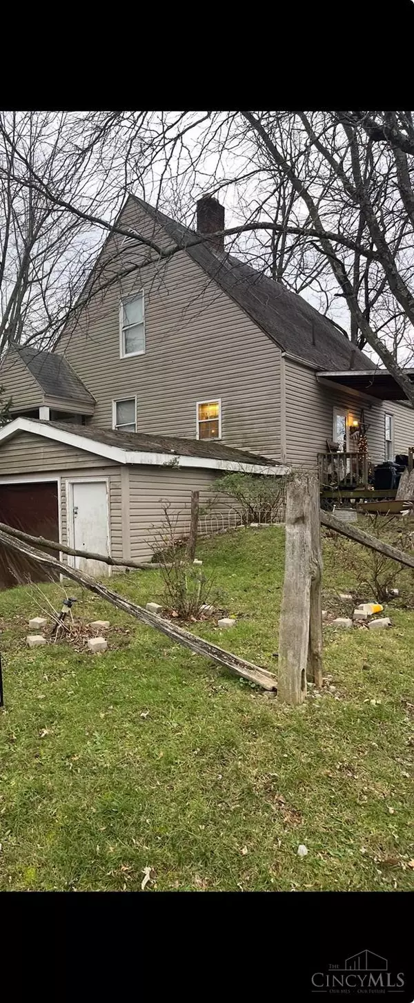 Greenfield, OH 45123,906 South St